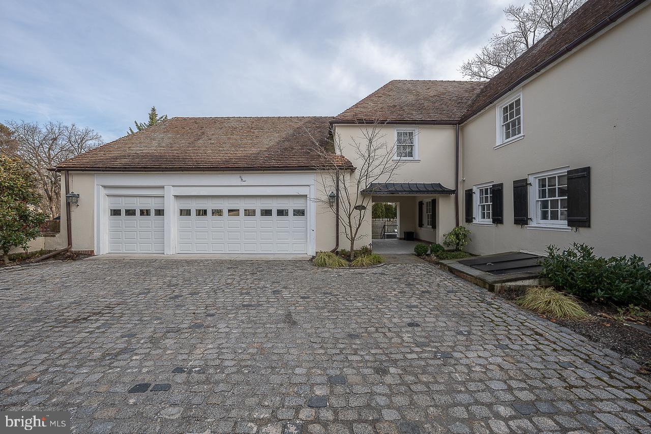 ELKINS PARK - Residential