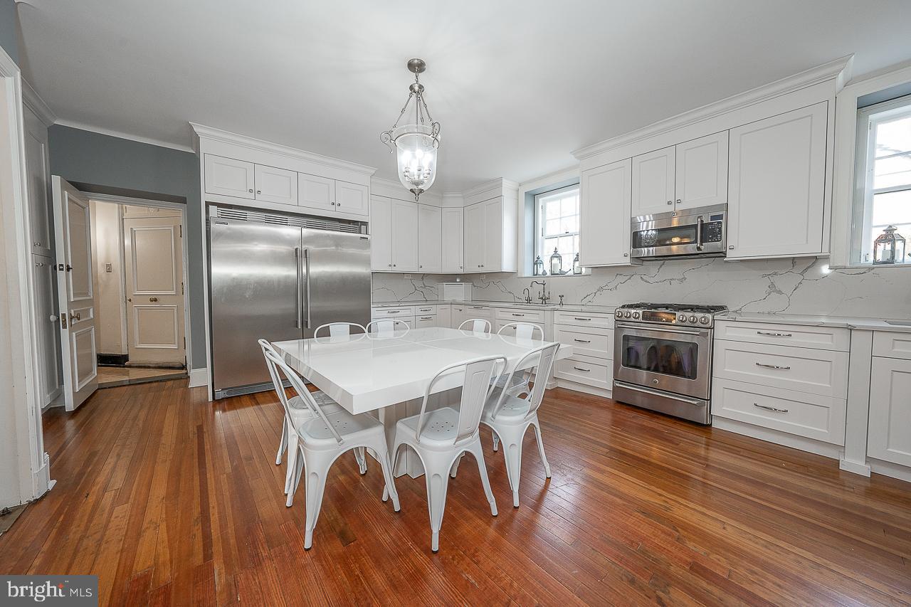 ELKINS PARK - Residential