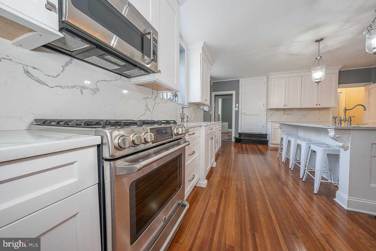 ELKINS PARK - Residential