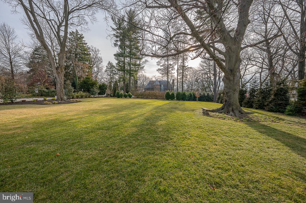 ELKINS PARK - Residential