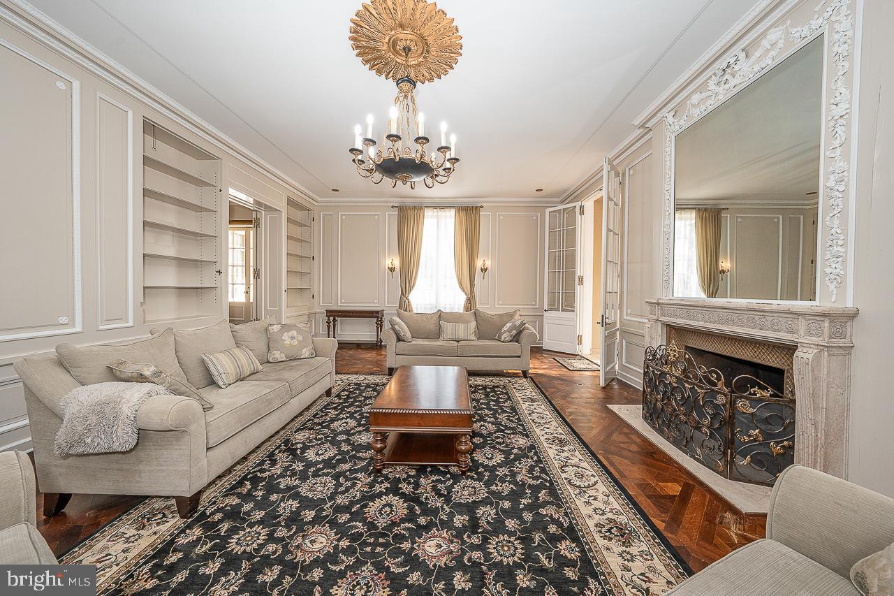 ELKINS PARK - Residential