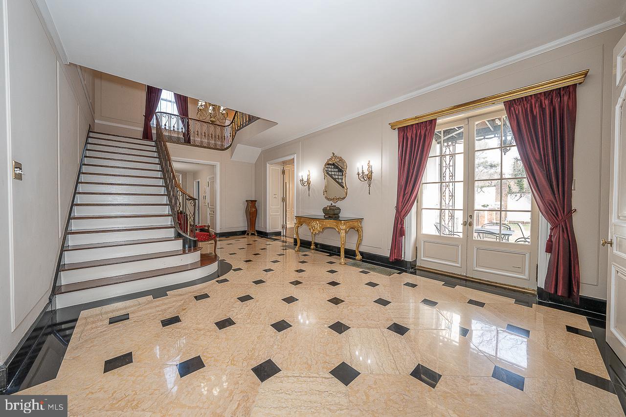 ELKINS PARK - Residential