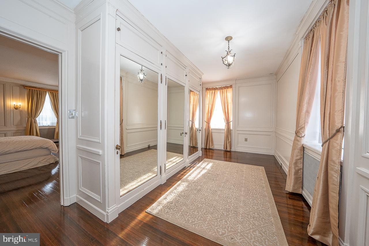 ELKINS PARK - Residential