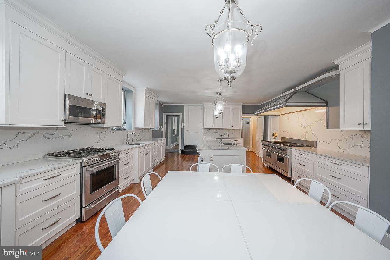 ELKINS PARK - Residential