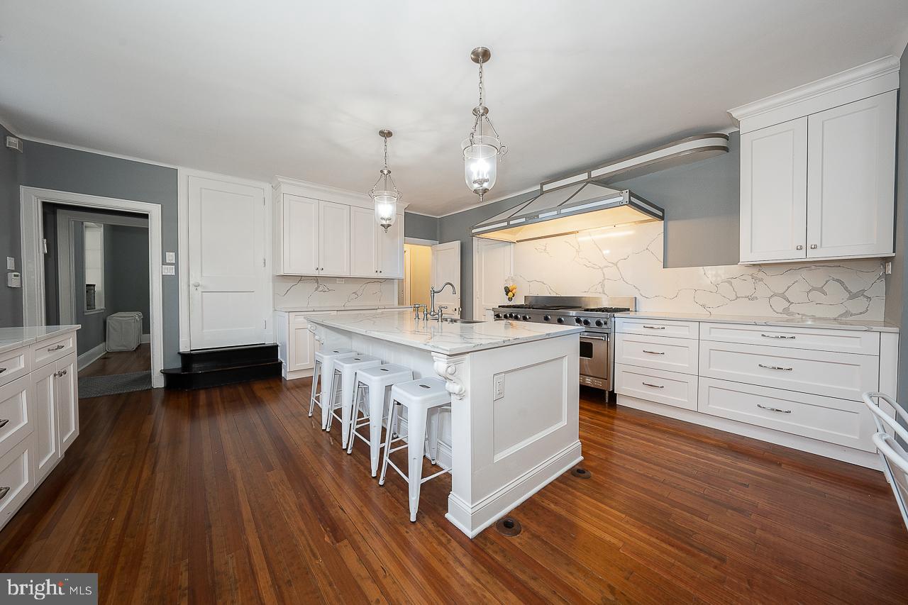 ELKINS PARK - Residential