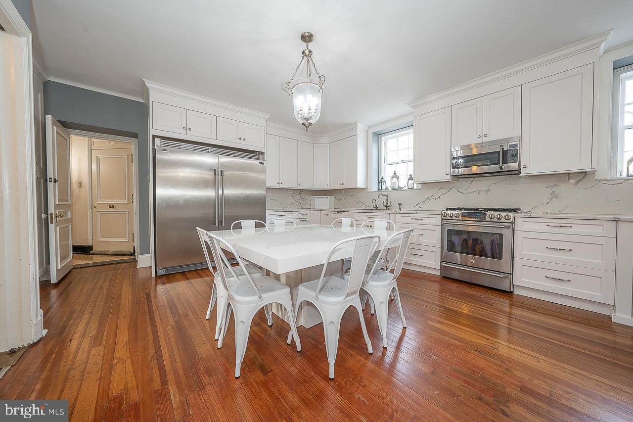 ELKINS PARK - Residential