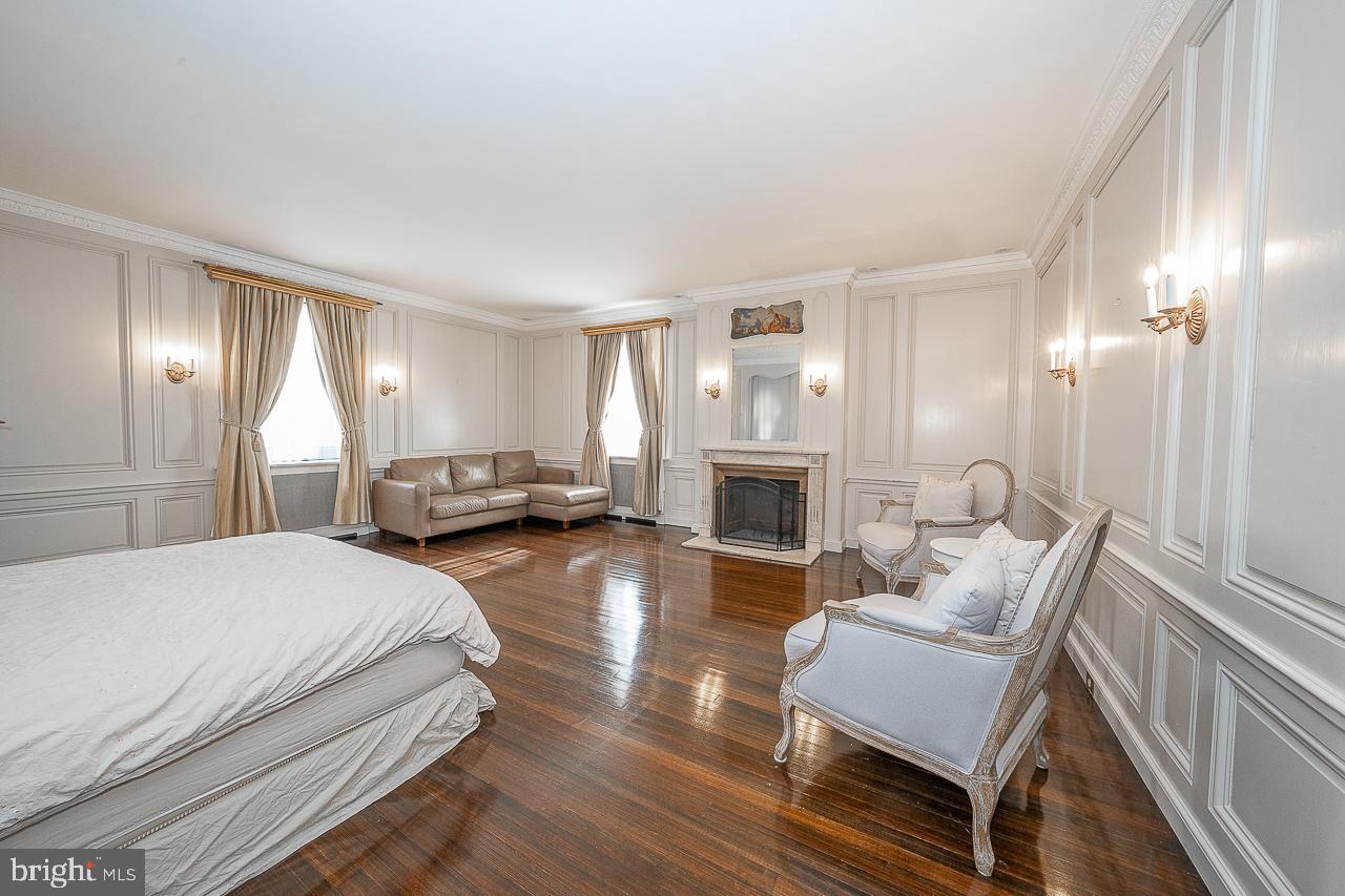 ELKINS PARK - Residential