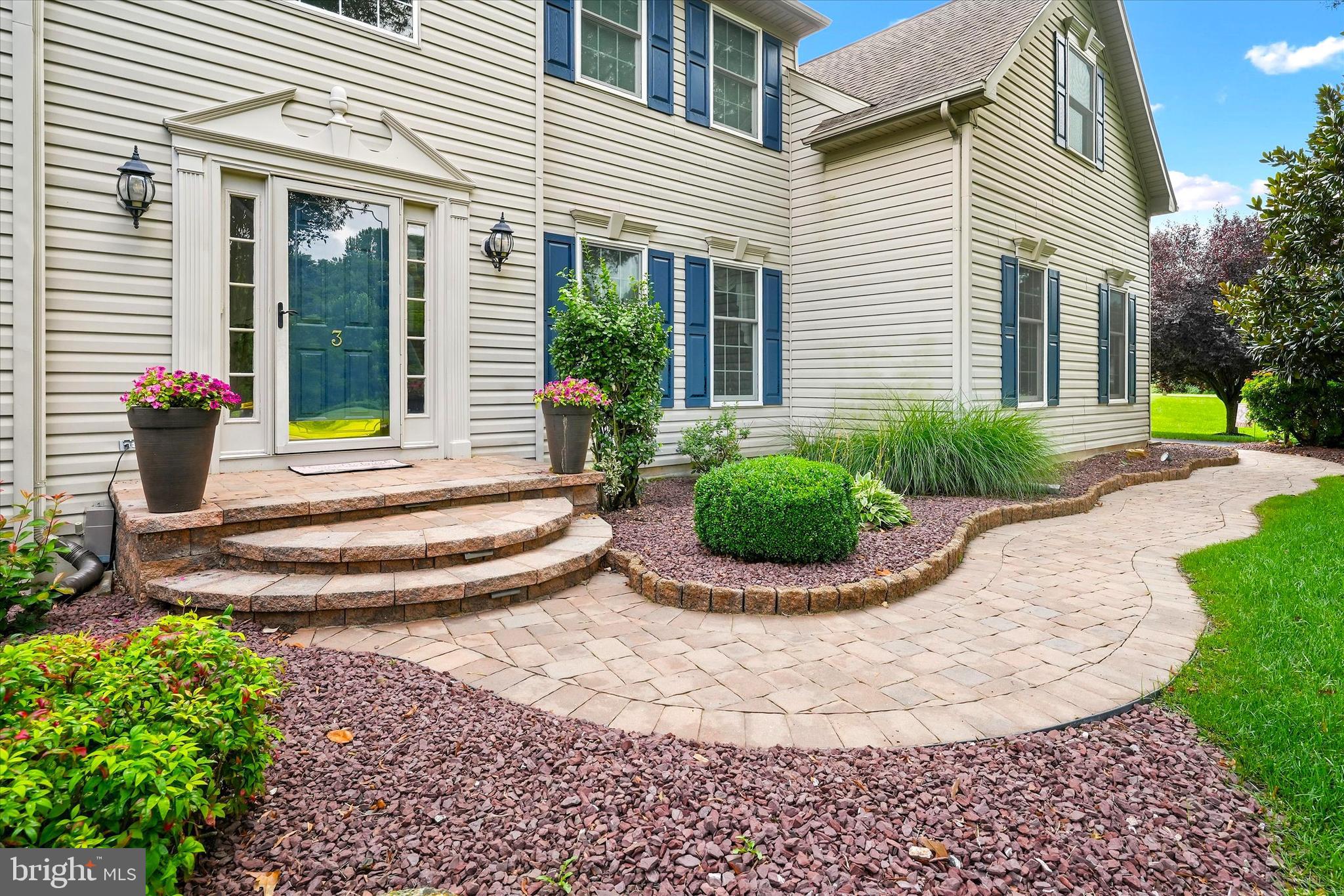 3 MILDRED LANE
