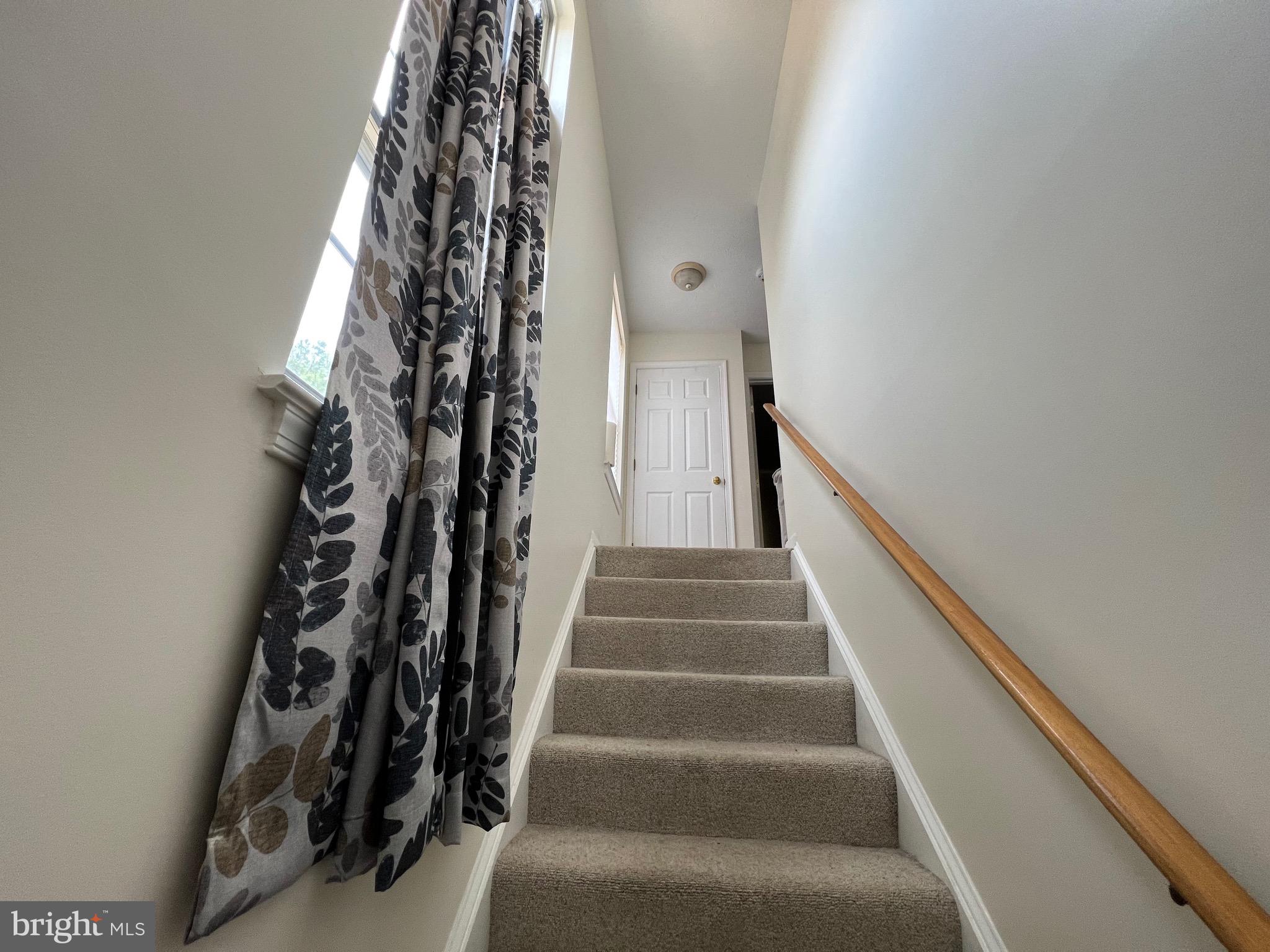 LIMESTONE COURT - Residential Lease