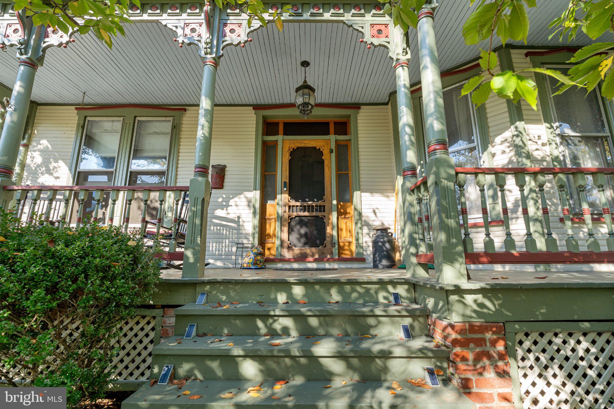 21 E MAIN STREET