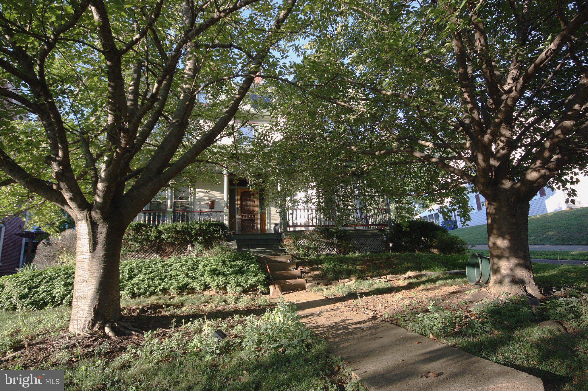 21 E MAIN STREET