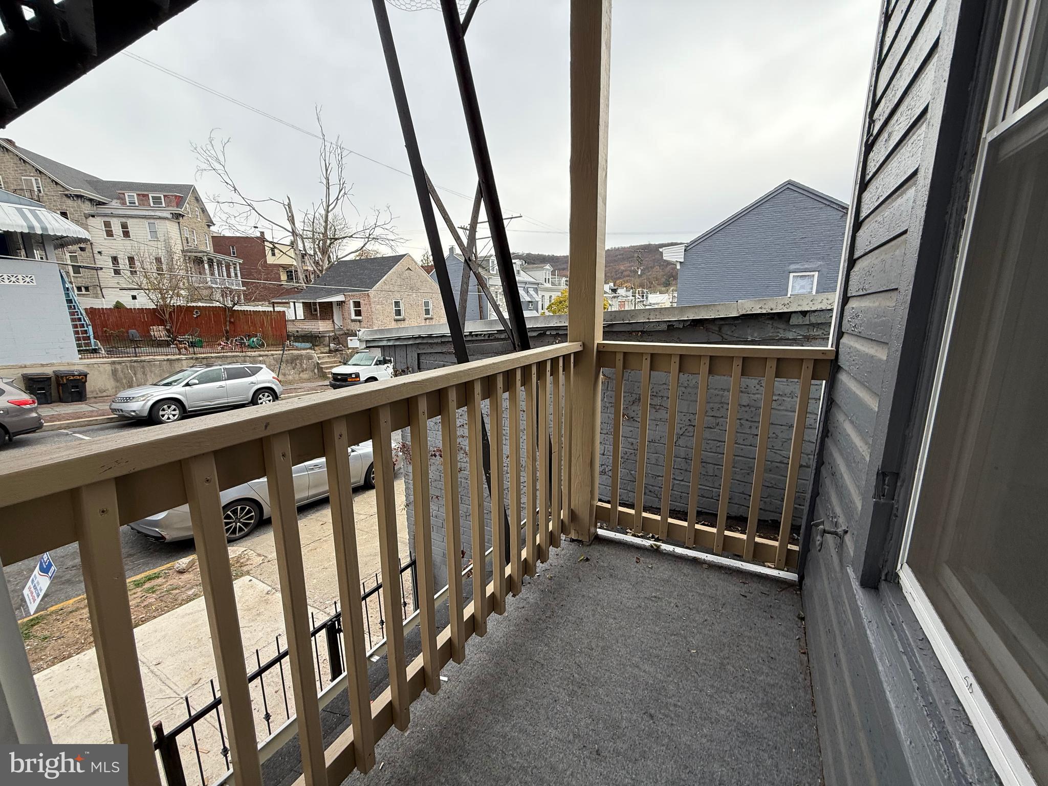 READING - Residential Lease