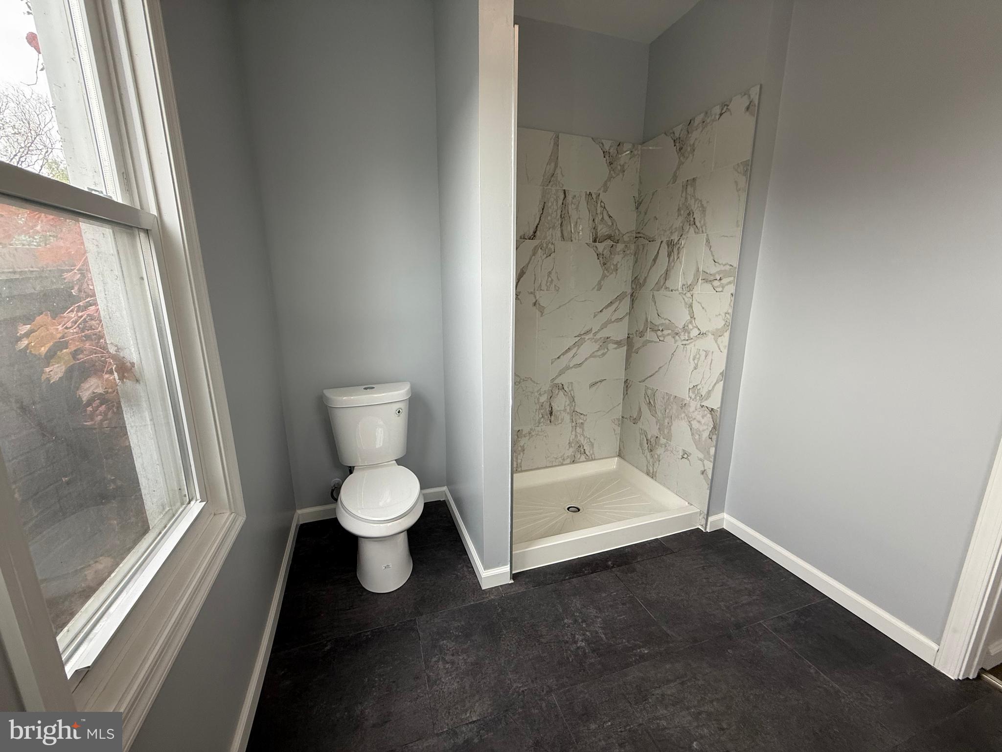 READING - Residential Lease