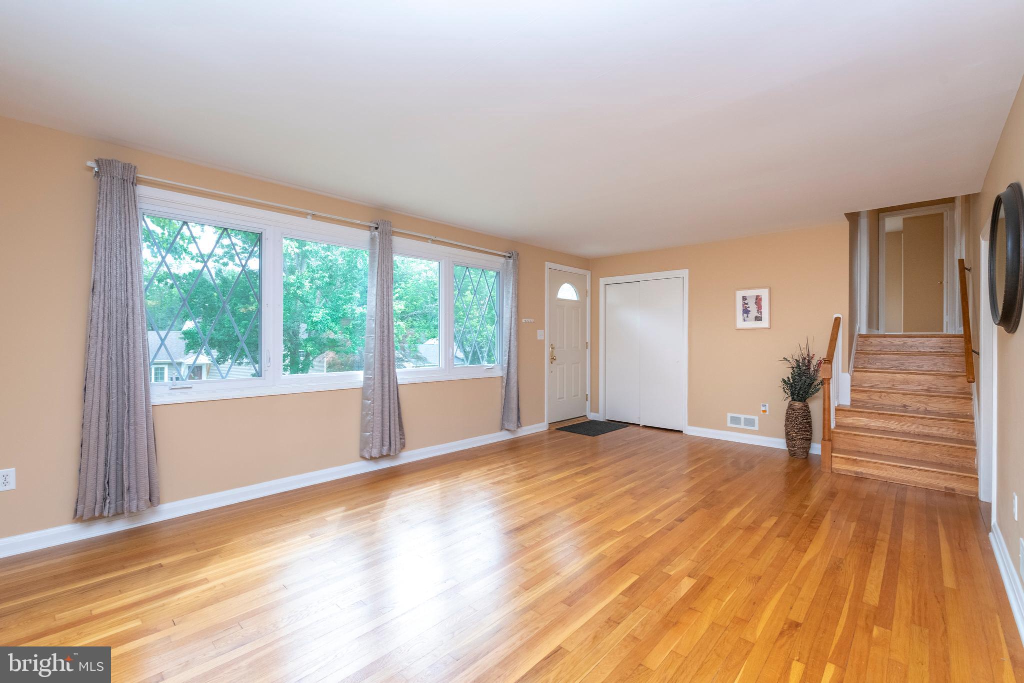 DULANEY VILLAGE - Residential