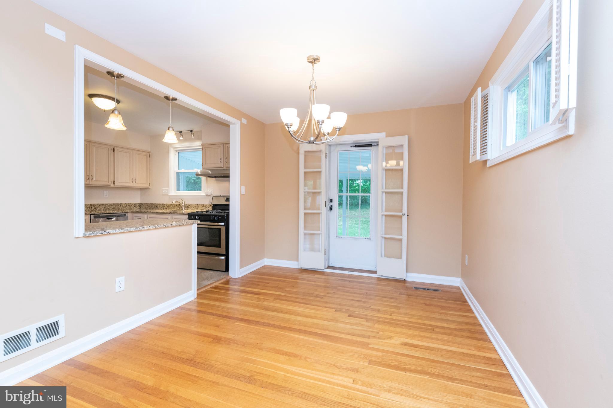 DULANEY VILLAGE - Residential