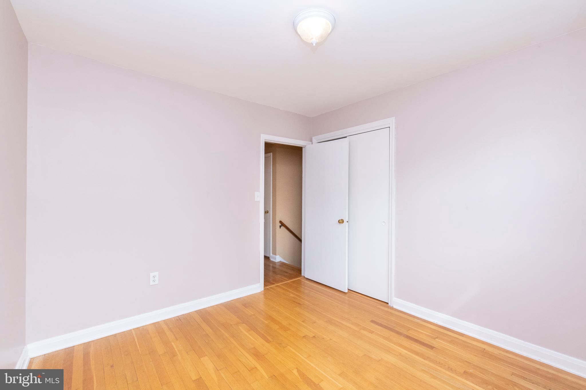 DULANEY VILLAGE - Residential