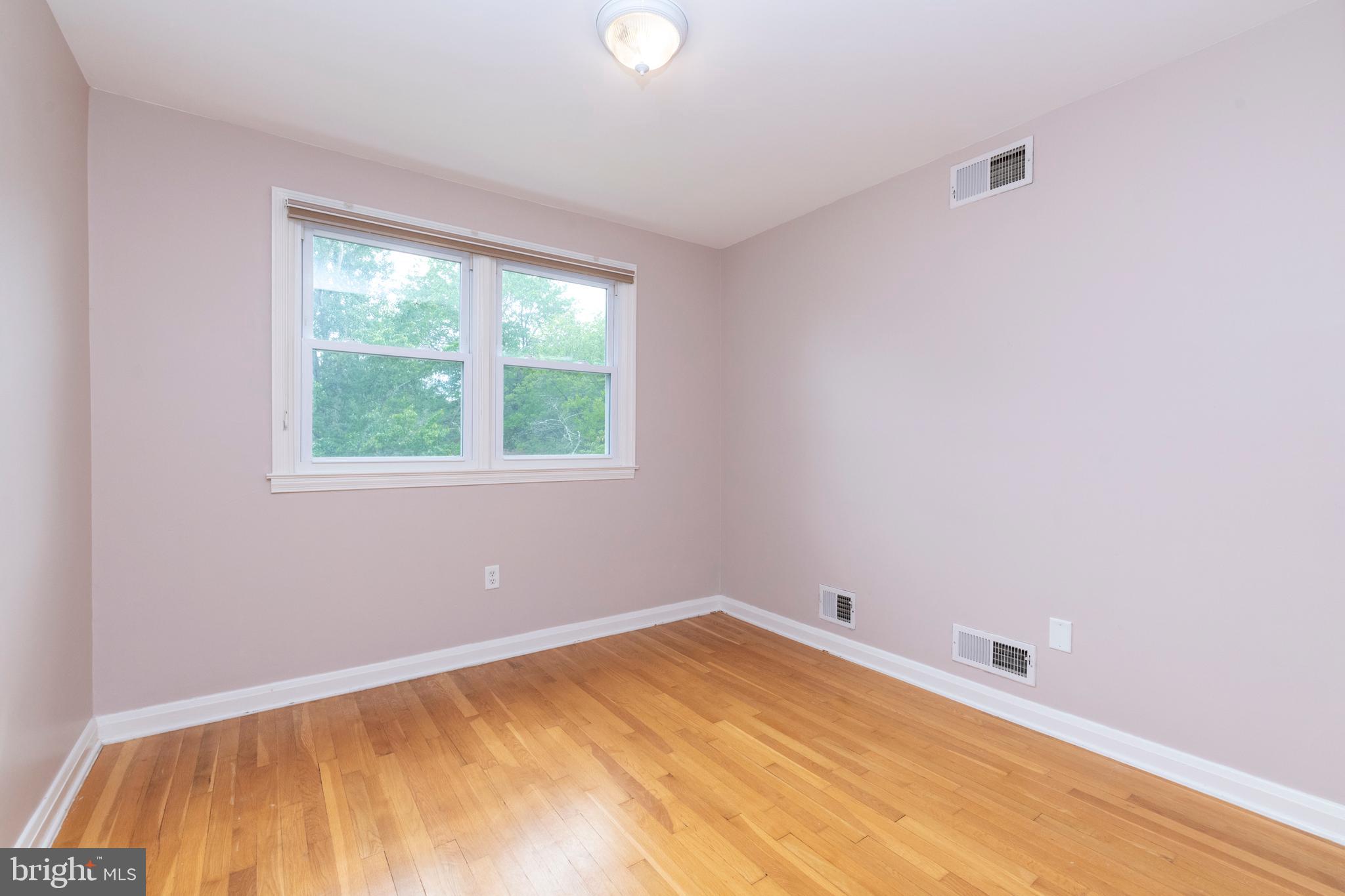 DULANEY VILLAGE - Residential