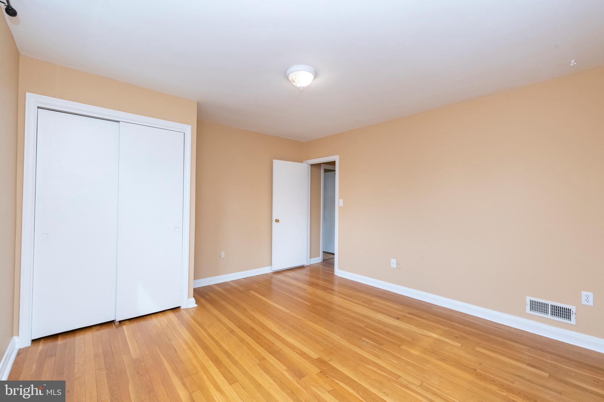 DULANEY VILLAGE - Residential