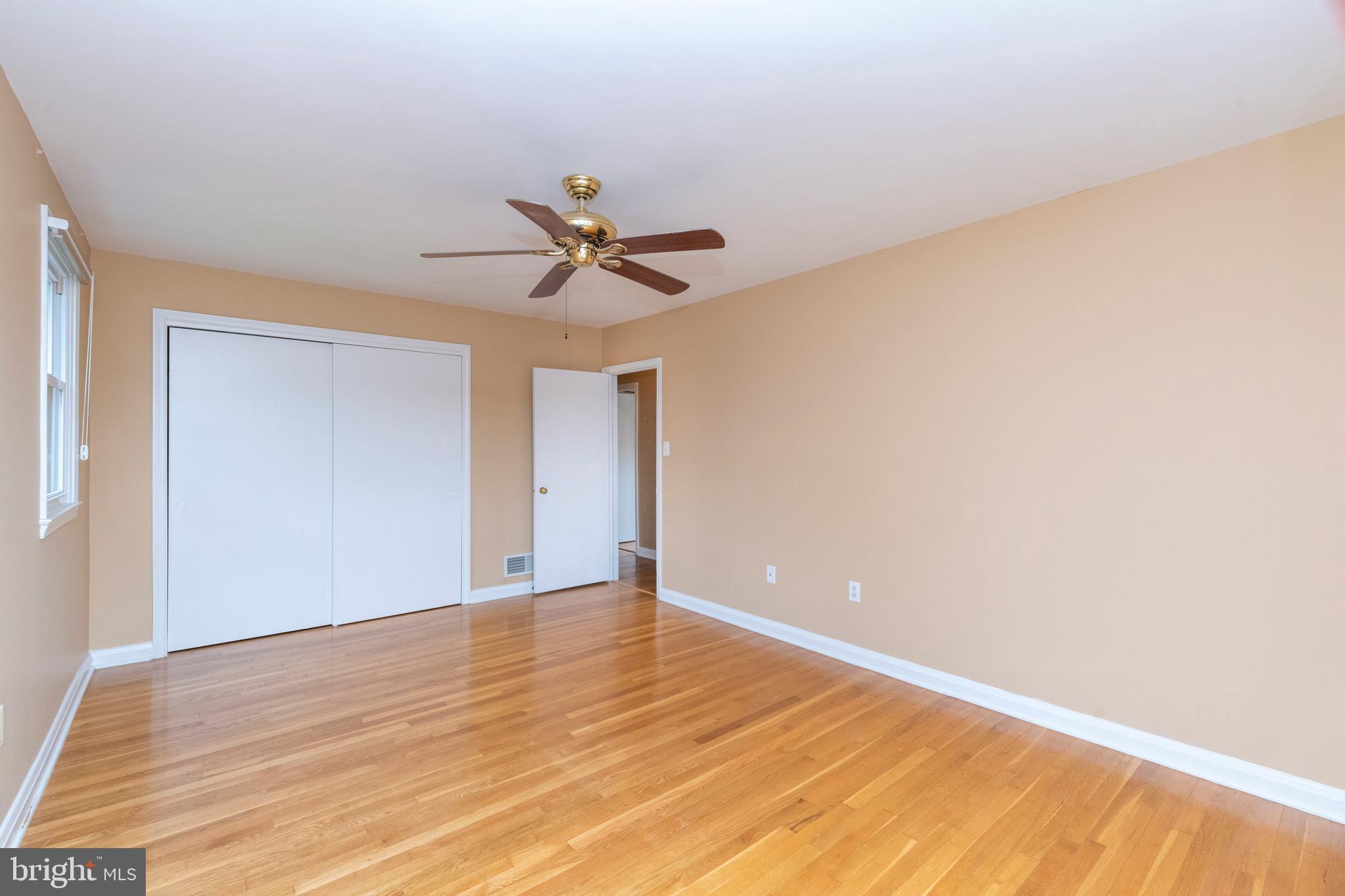 DULANEY VILLAGE - Residential