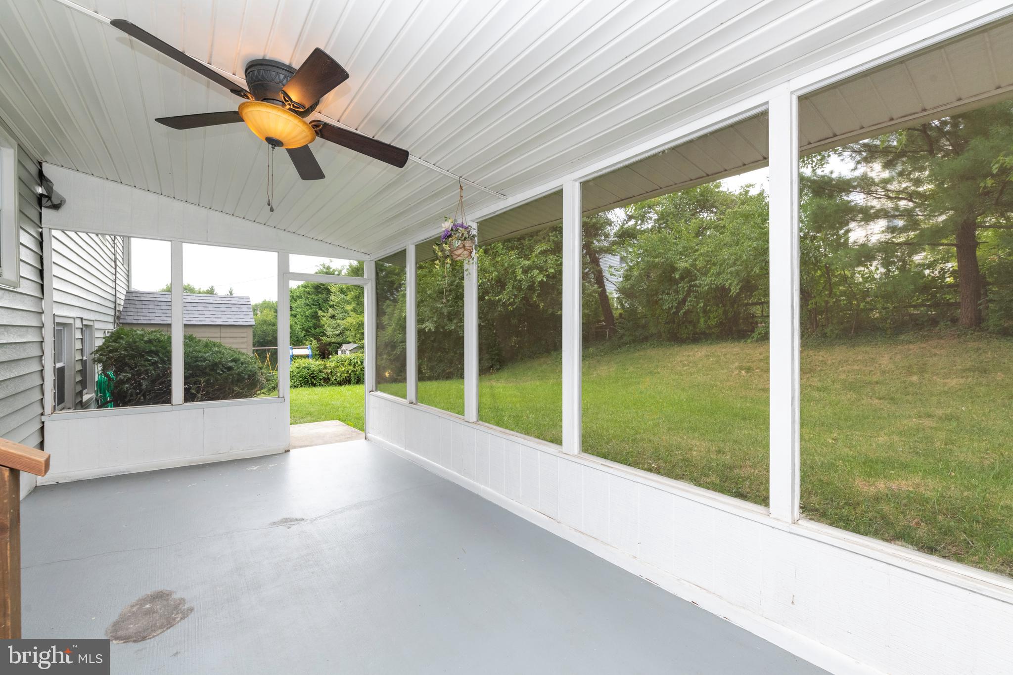 DULANEY VILLAGE - Residential