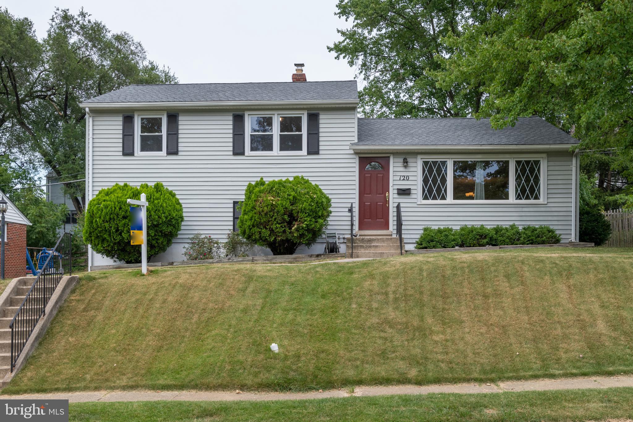 DULANEY VILLAGE - Residential