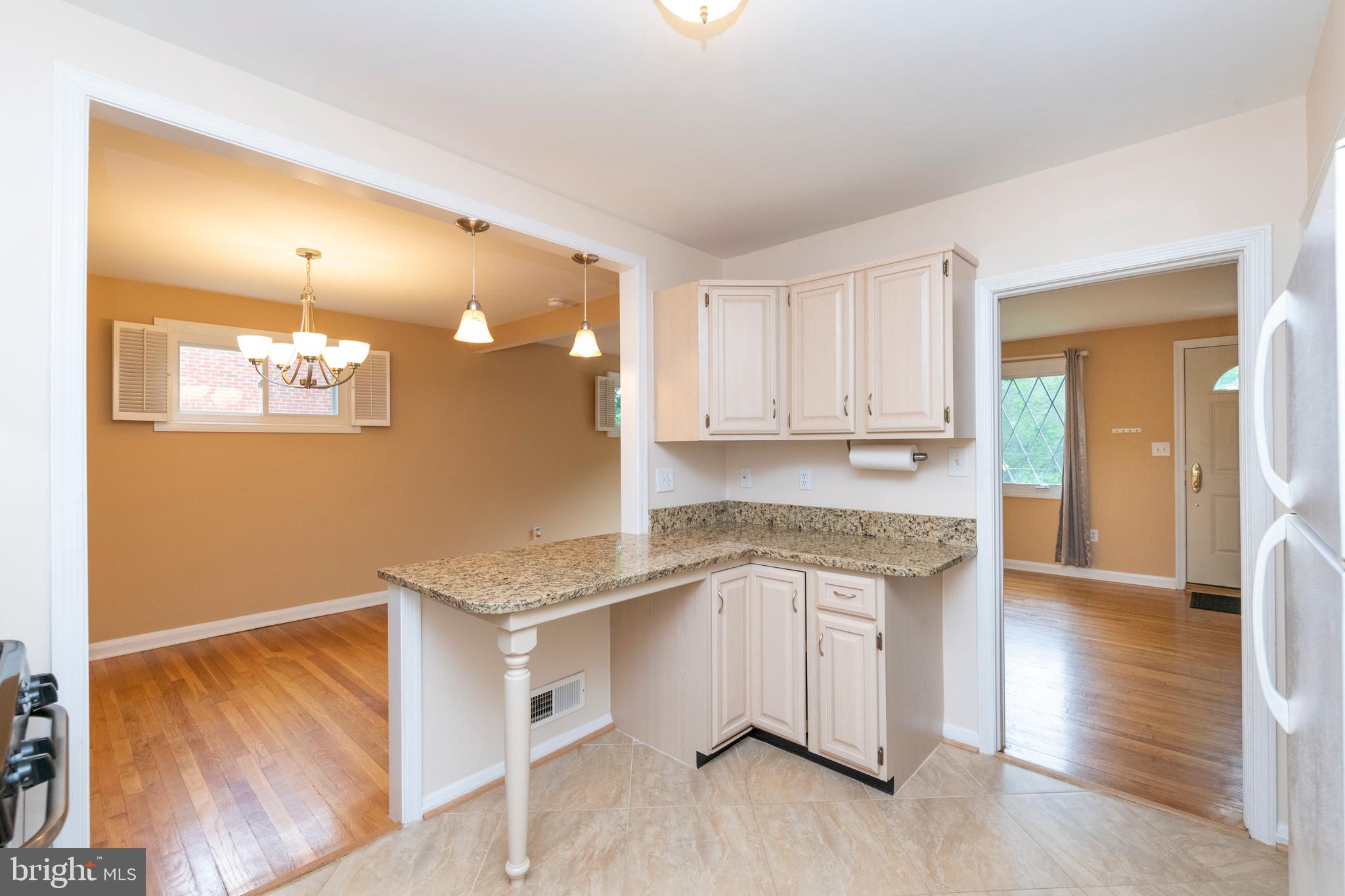 DULANEY VILLAGE - Residential