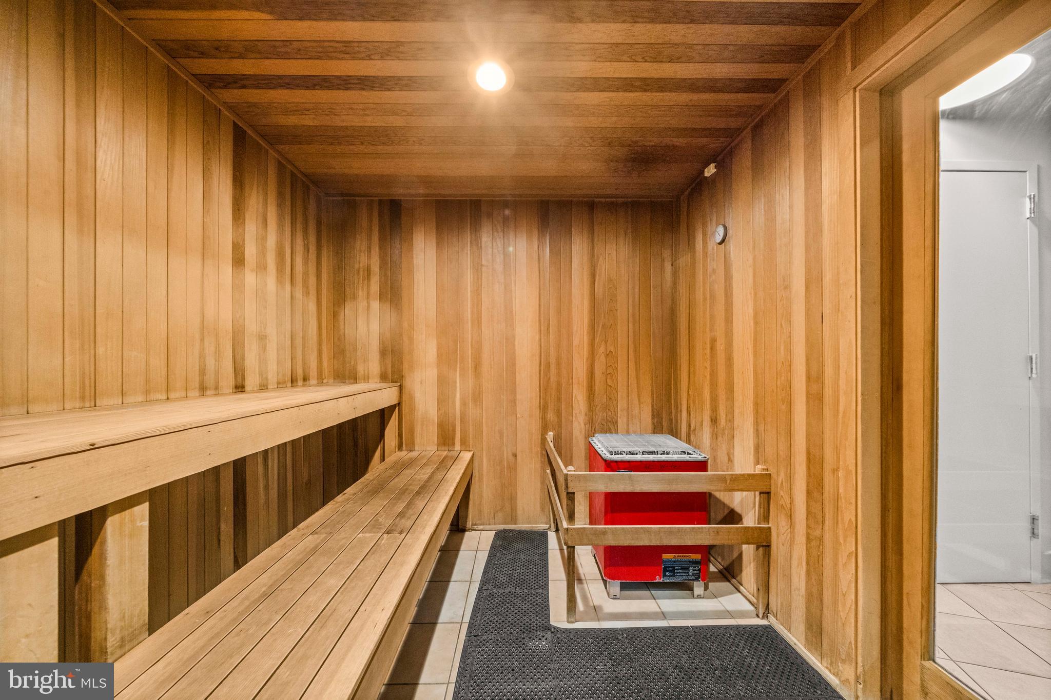 RIVER PLACE NORTH - Residential