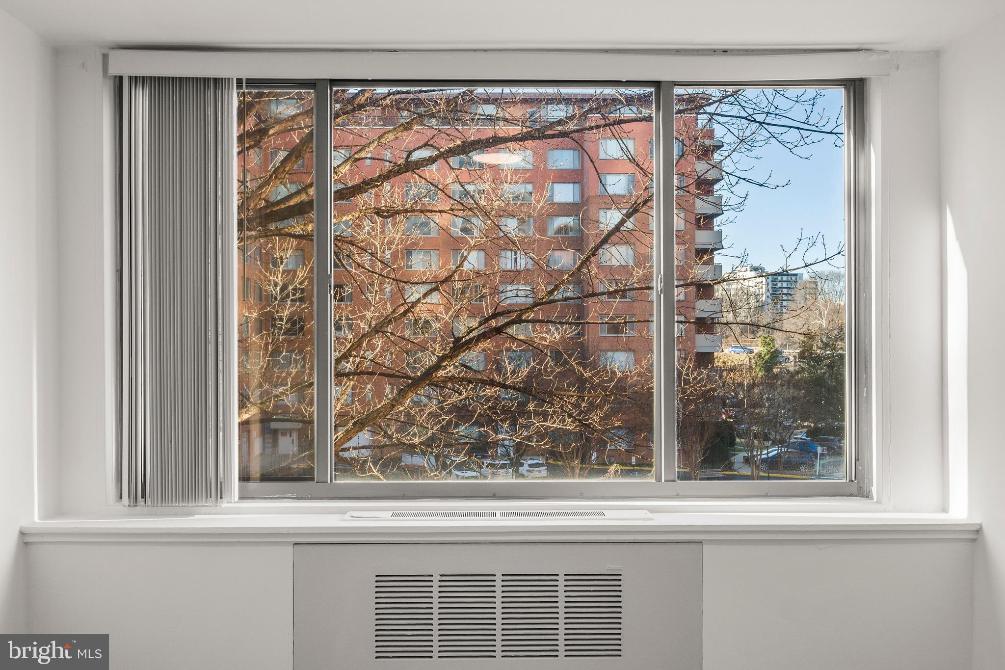 RIVER PLACE NORTH - Residential