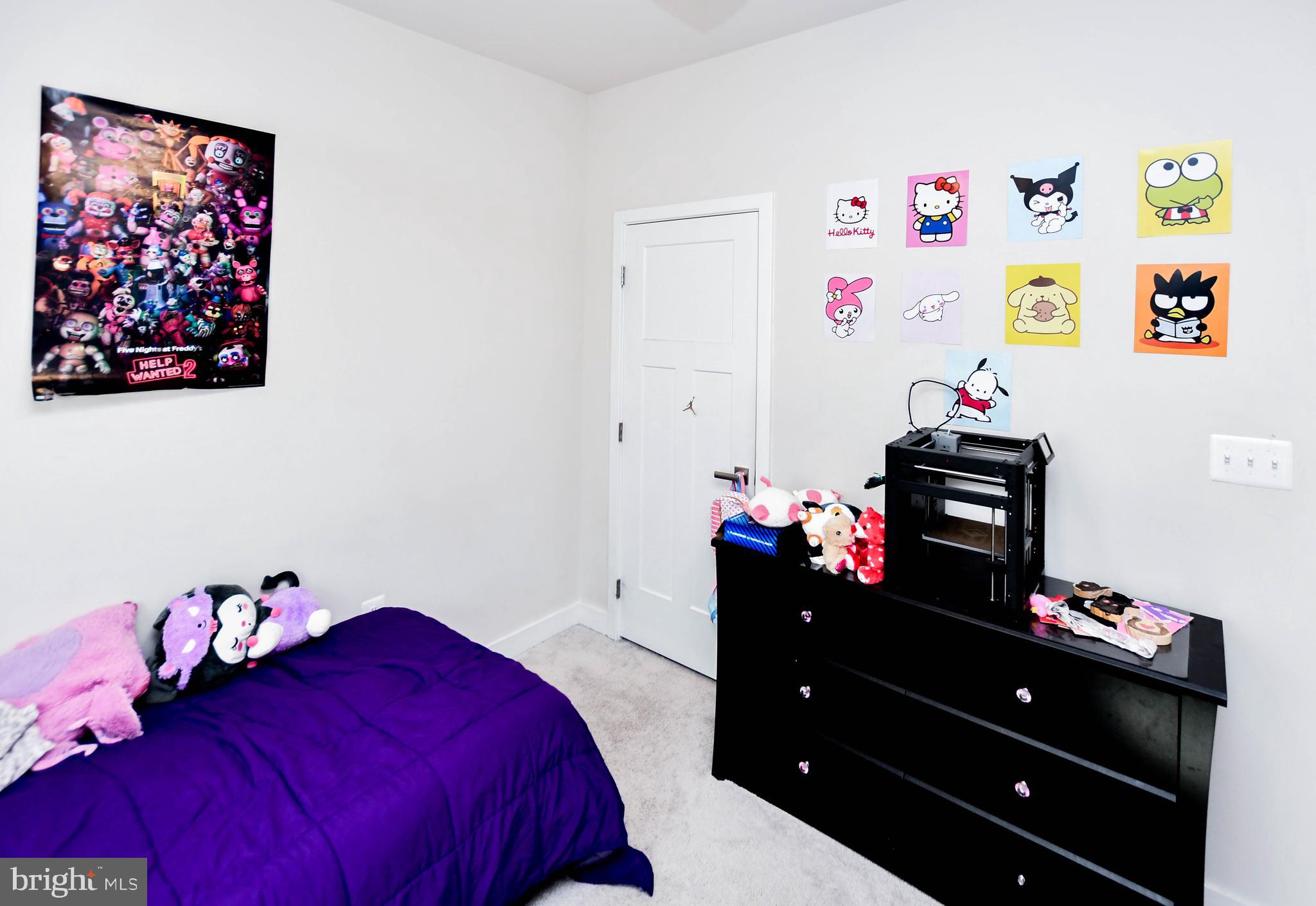 ARMSTRONG VILLAGE - Residential