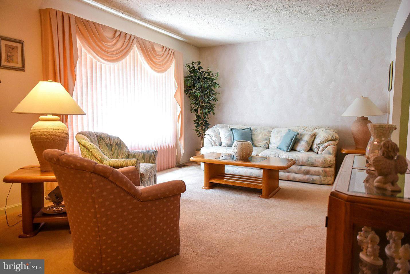 BEVERLY ESTATES - Residential