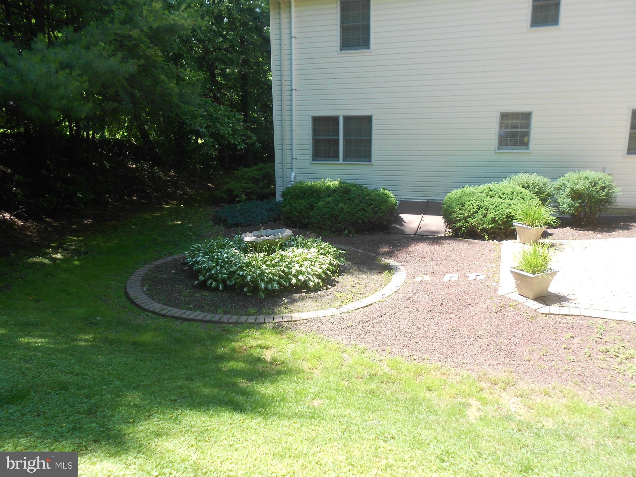 LAKE WYNONAH - Residential