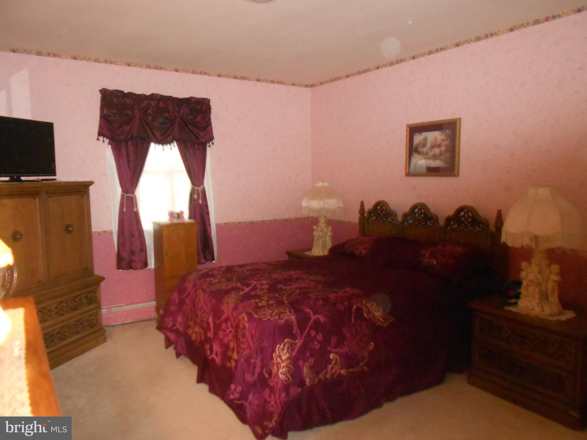 LAKE WYNONAH - Residential