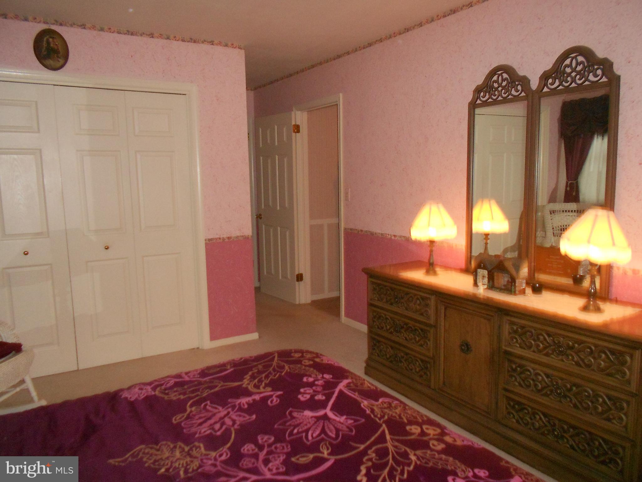 LAKE WYNONAH - Residential