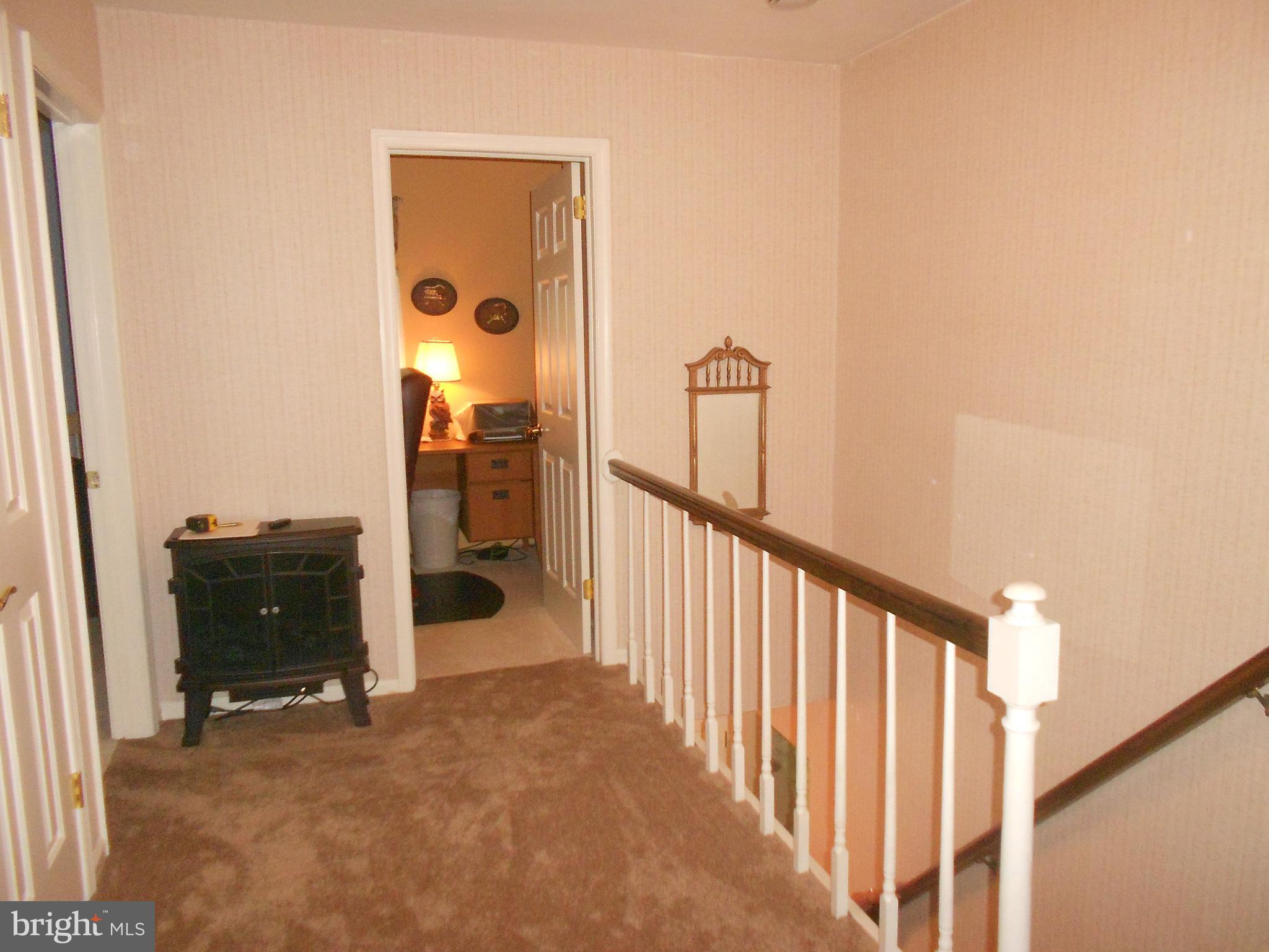 LAKE WYNONAH - Residential