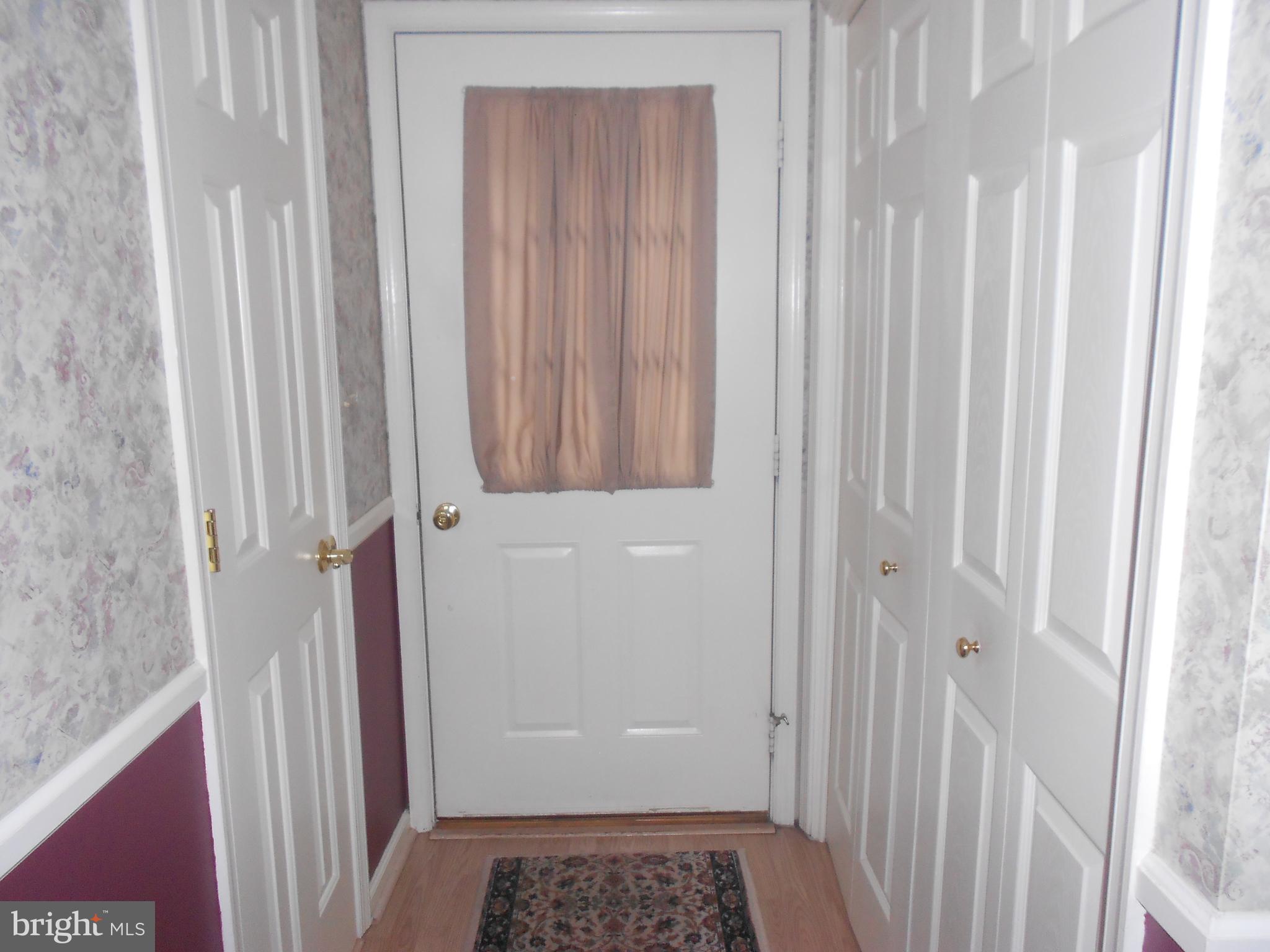 LAKE WYNONAH - Residential