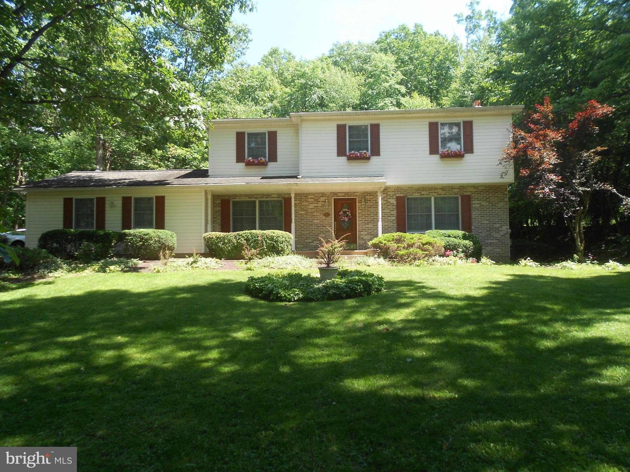 LAKE WYNONAH - Residential