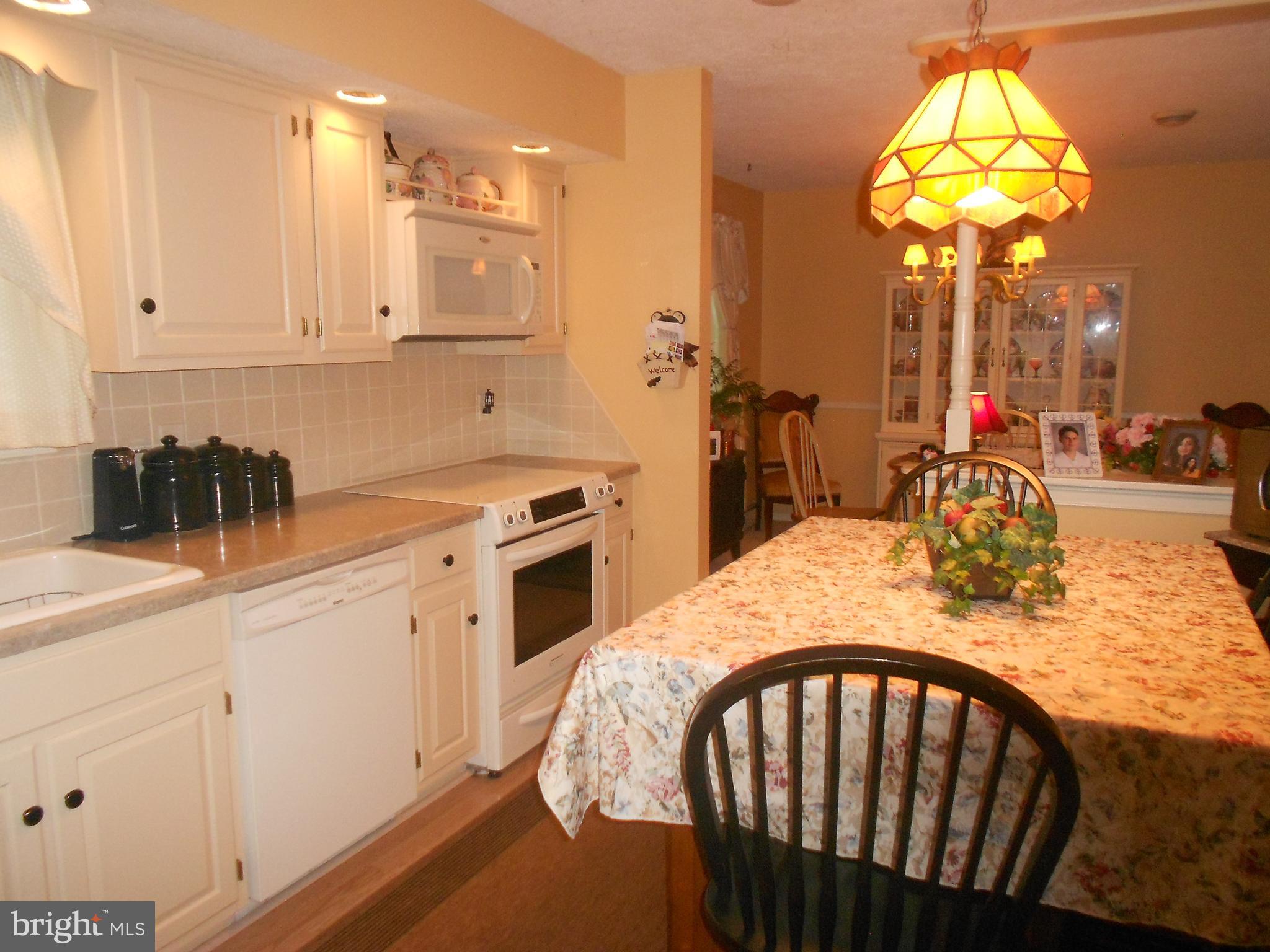 LAKE WYNONAH - Residential