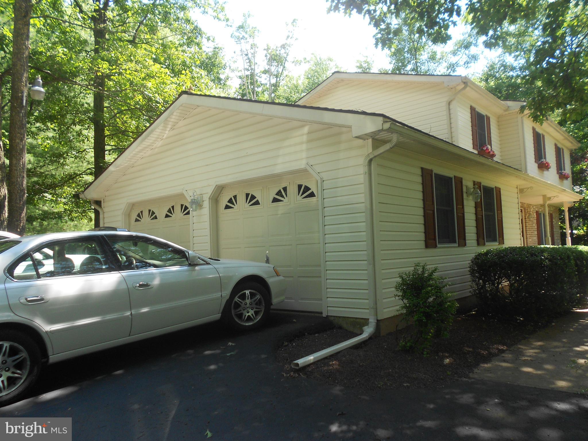 LAKE WYNONAH - Residential