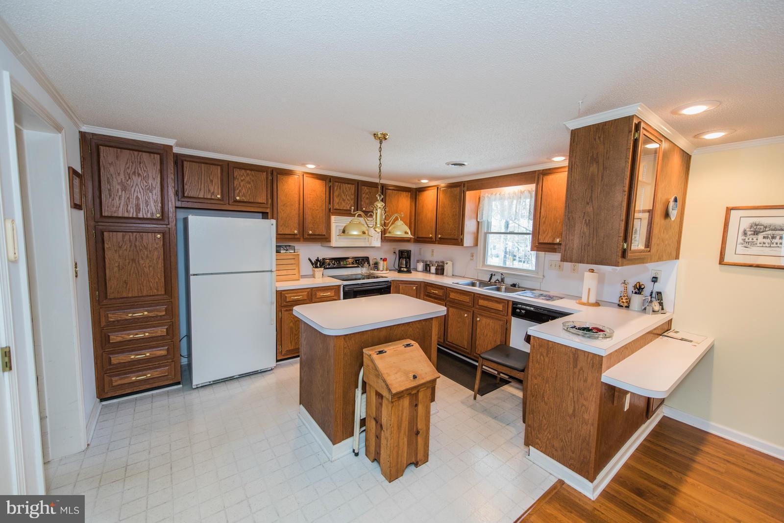 FAIRVIEW ESTATES - Residential