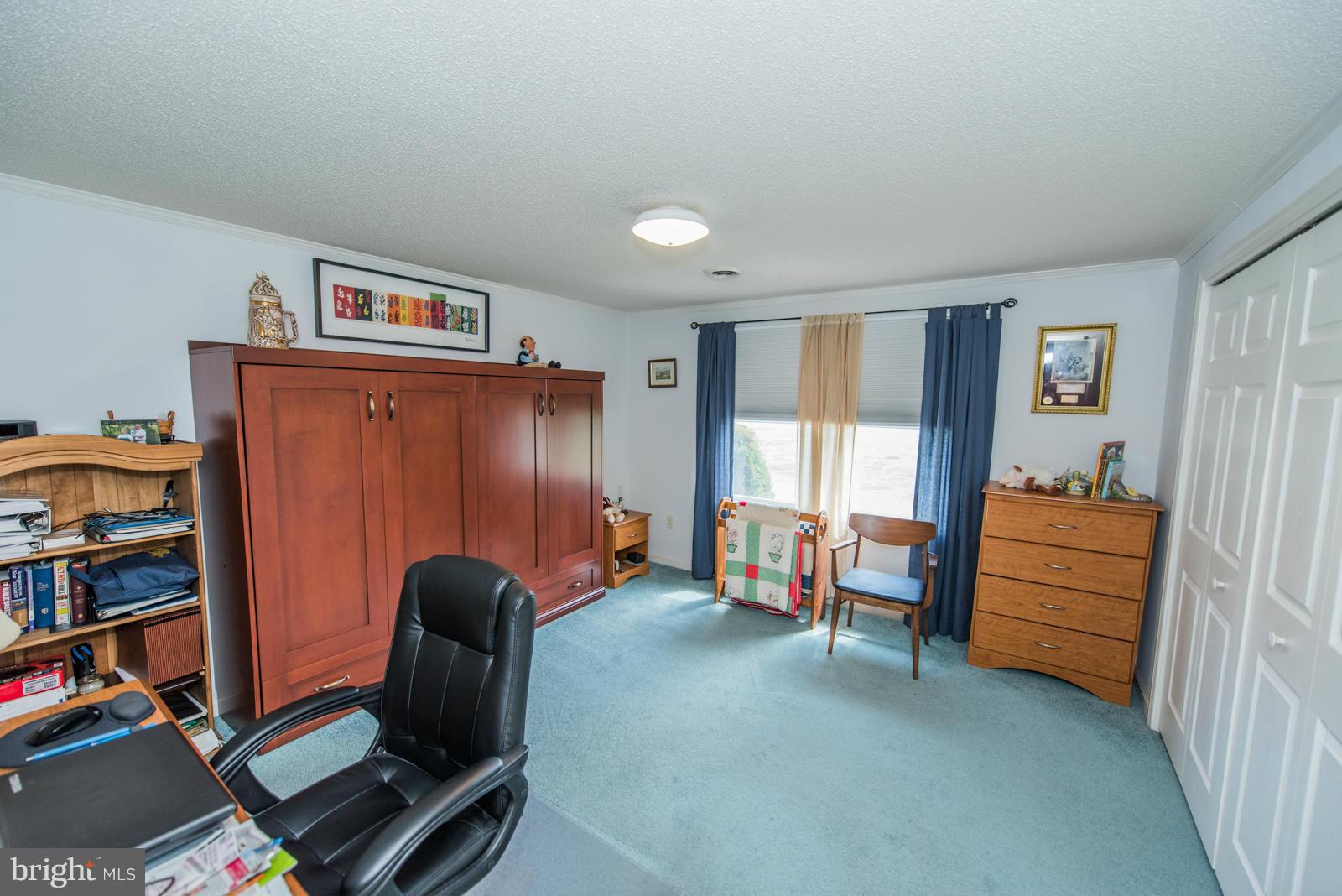 FAIRVIEW ESTATES - Residential