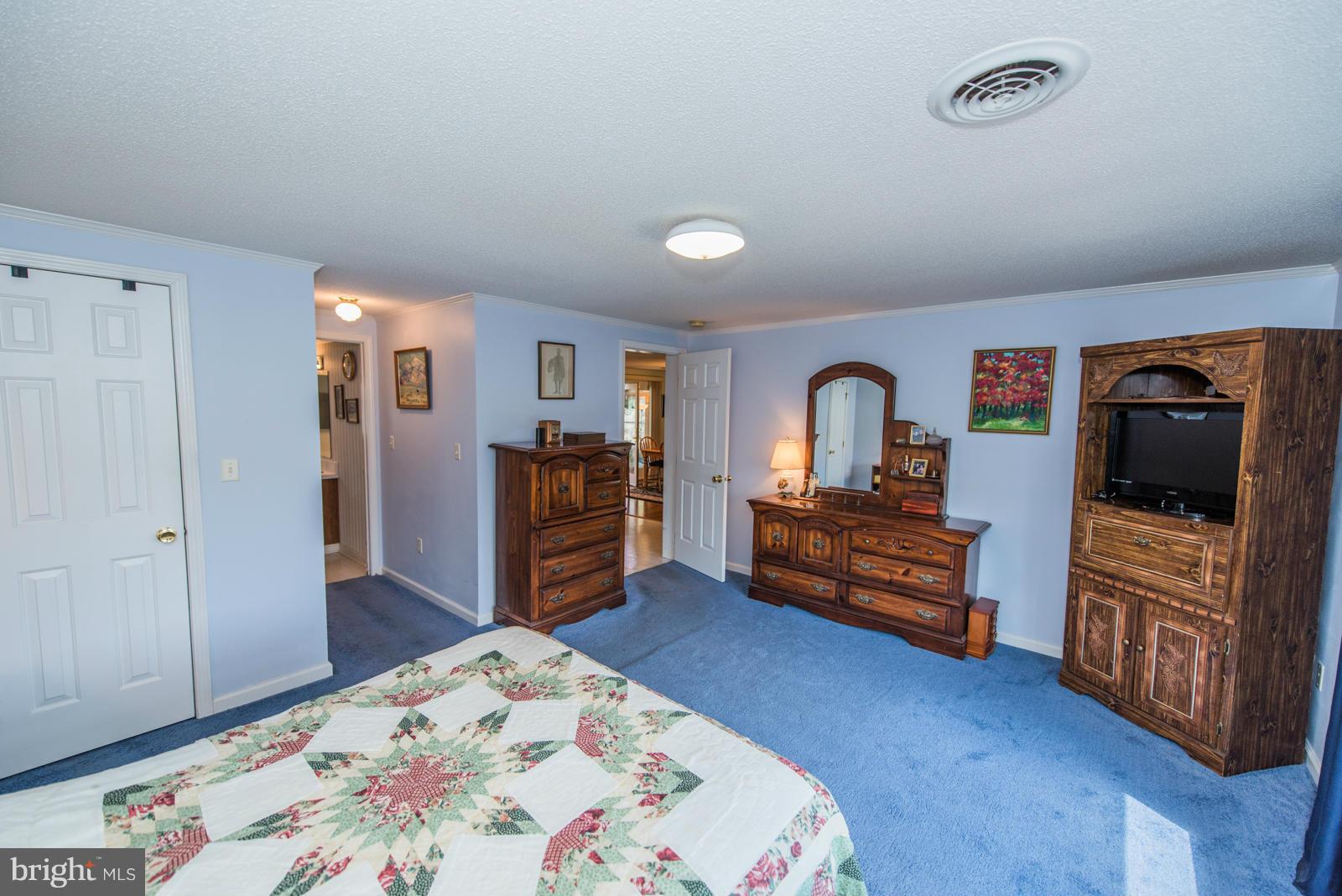 FAIRVIEW ESTATES - Residential