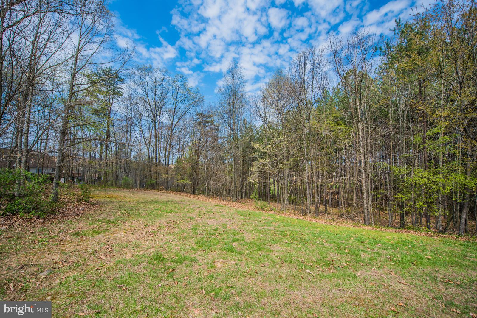 FAIRVIEW ESTATES - Residential