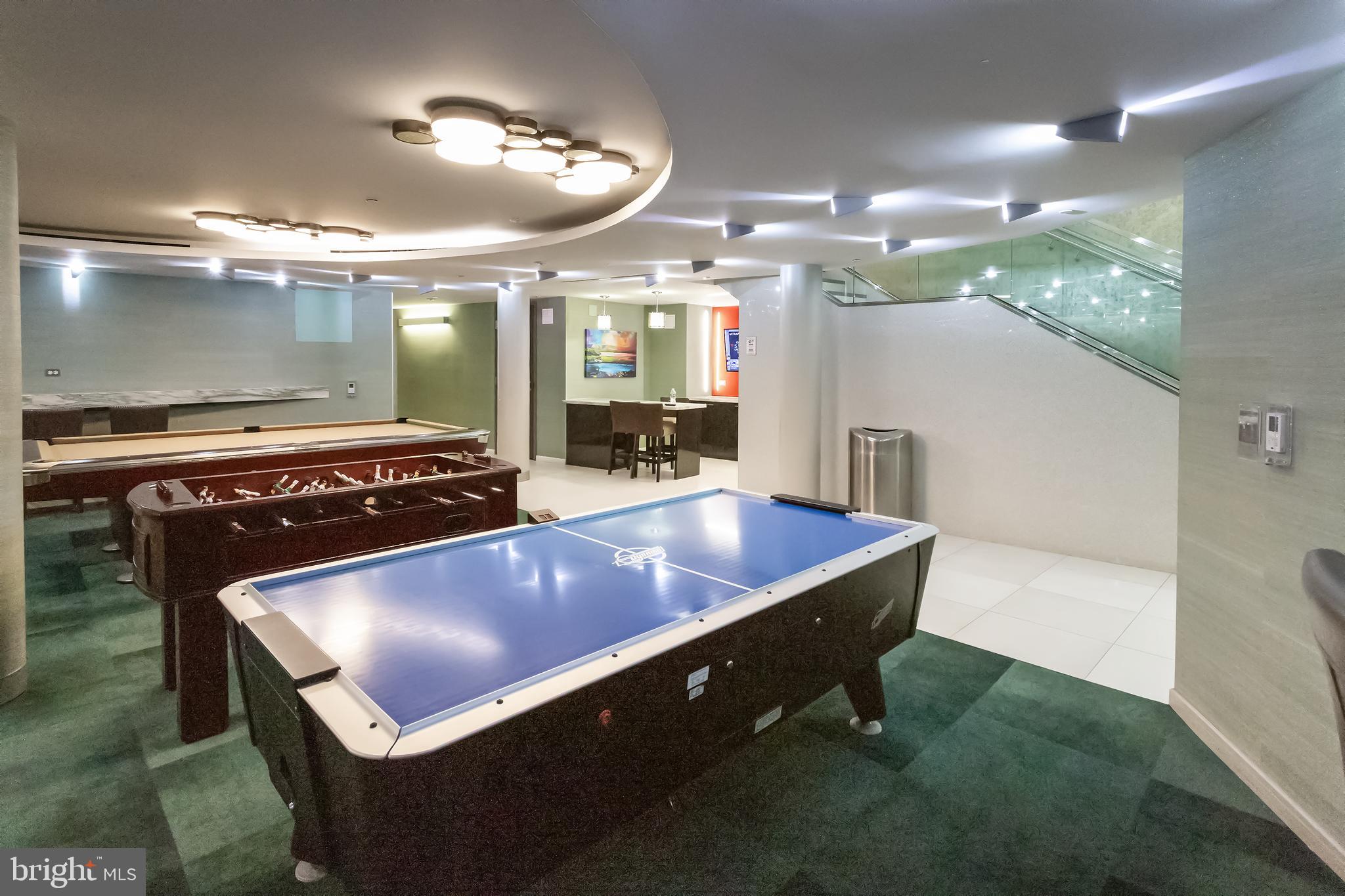 ROTONDA - Residential Lease