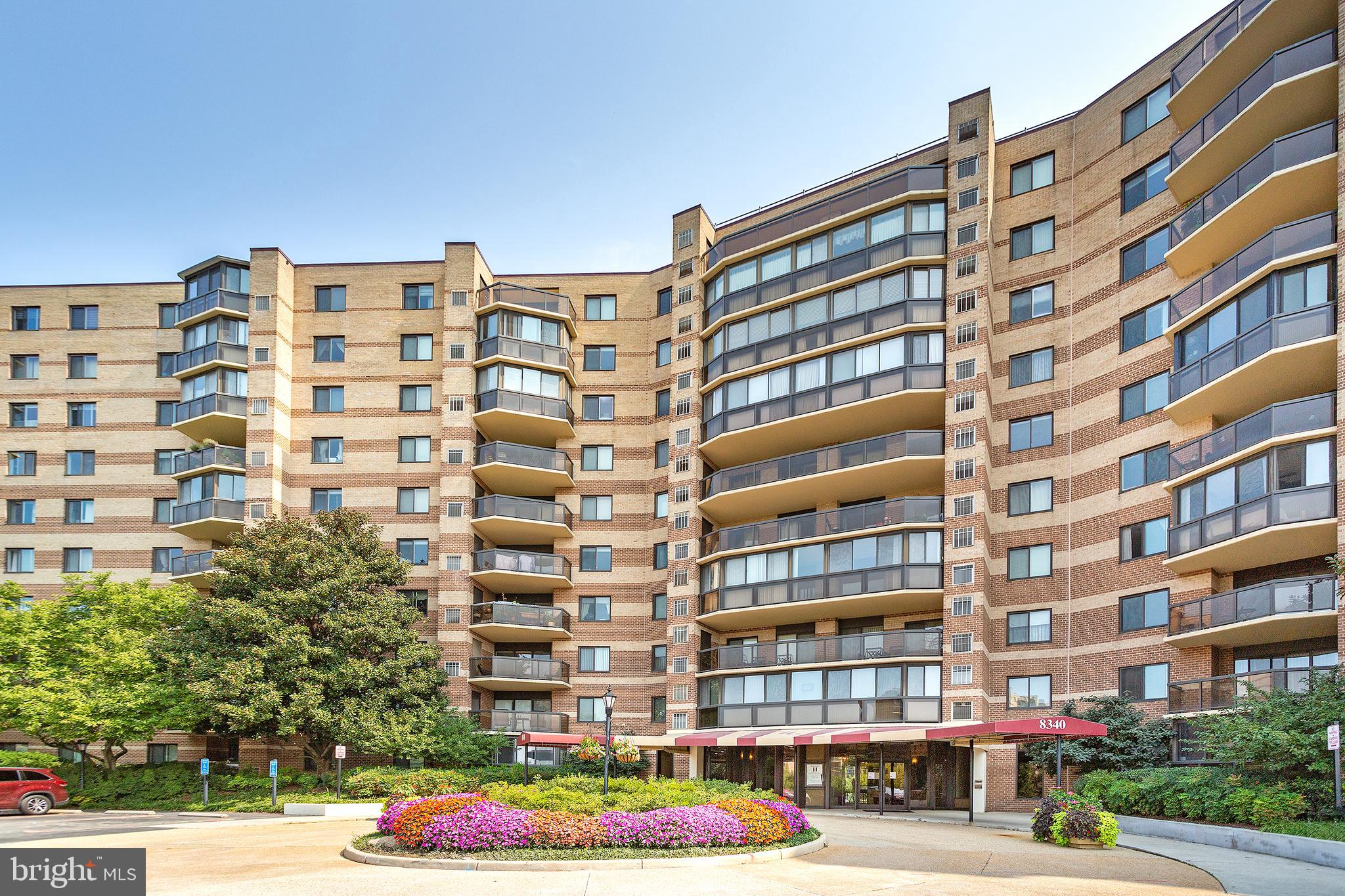 ROTONDA - Residential Lease