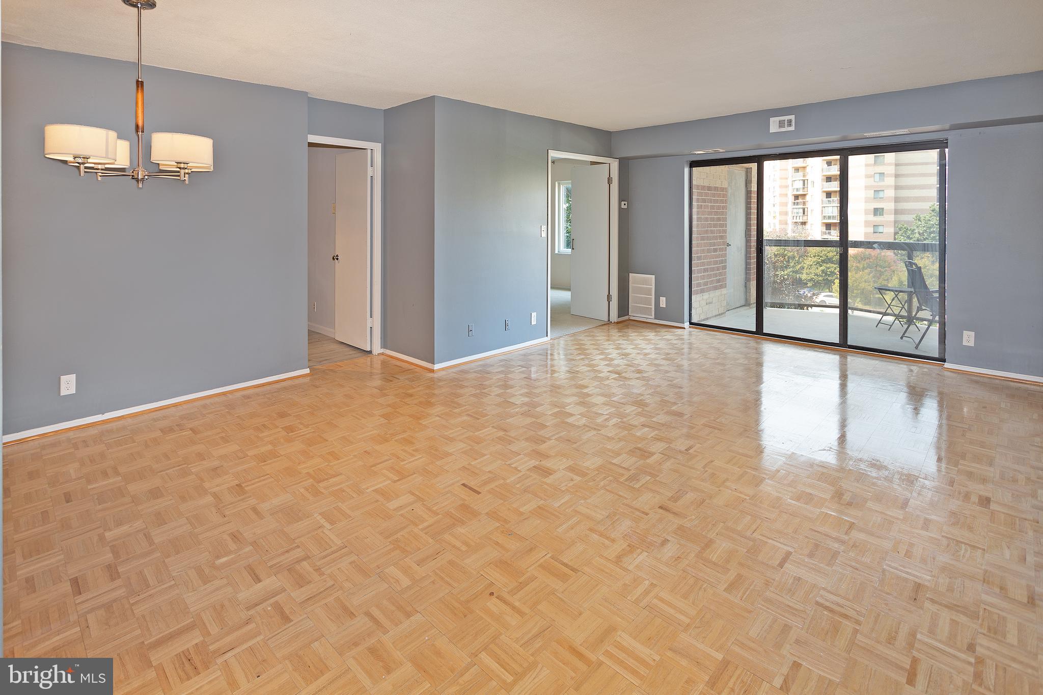 ROTONDA - Residential Lease