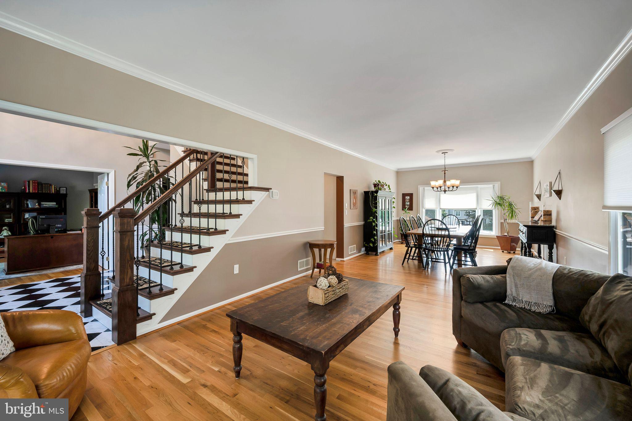 DOYLESTOWN CROSSIN - Residential