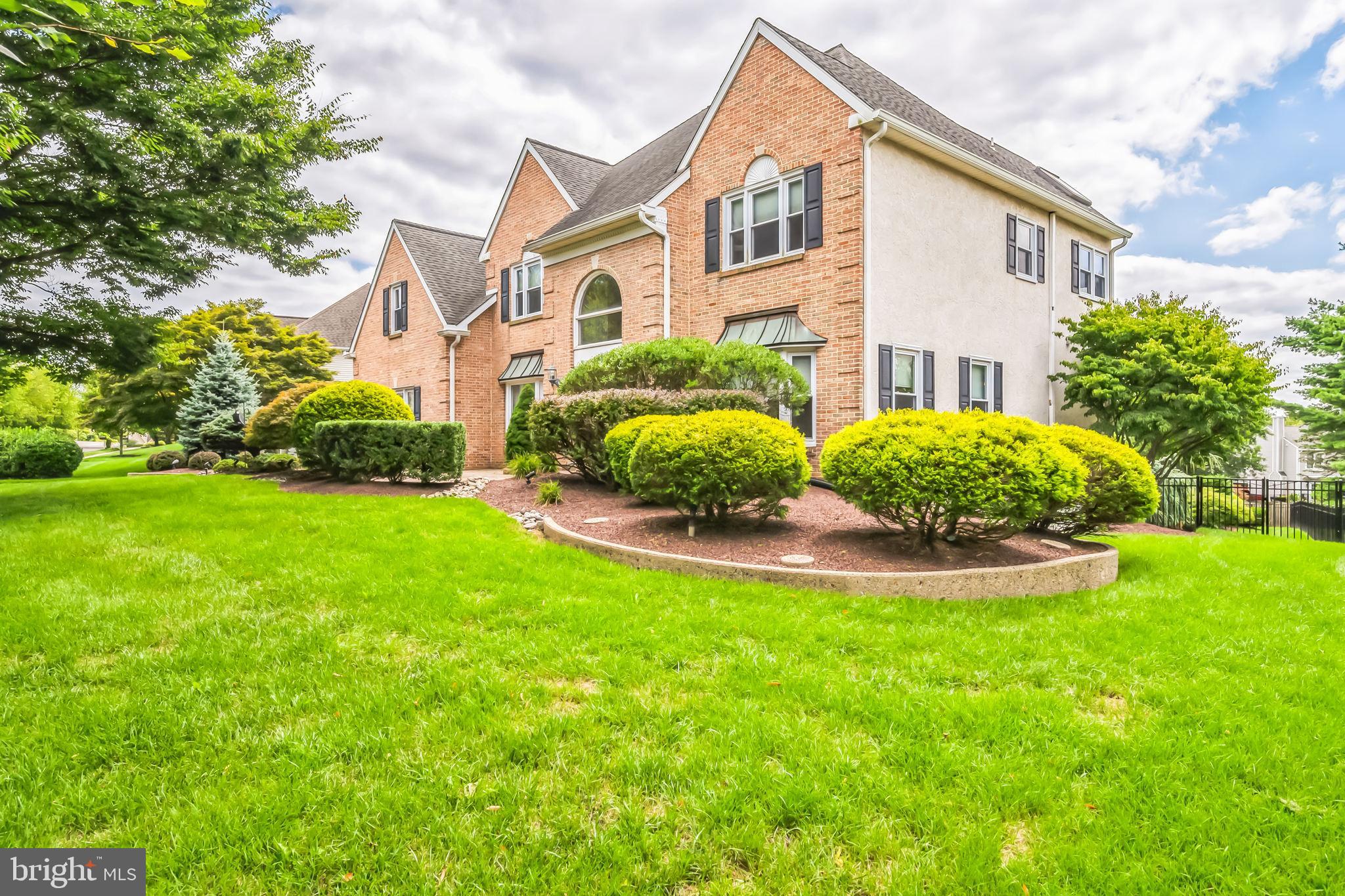 DOYLESTOWN CROSSIN - Residential