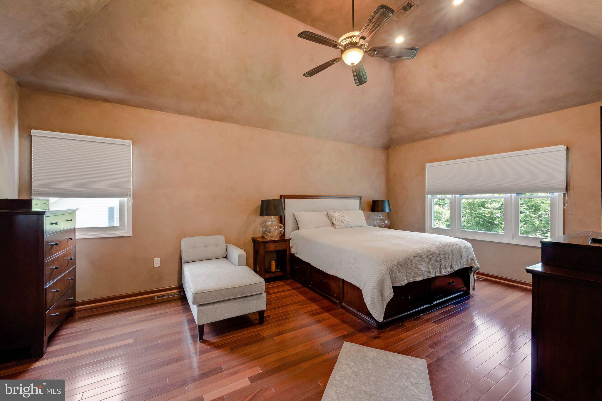 DOYLESTOWN CROSSIN - Residential