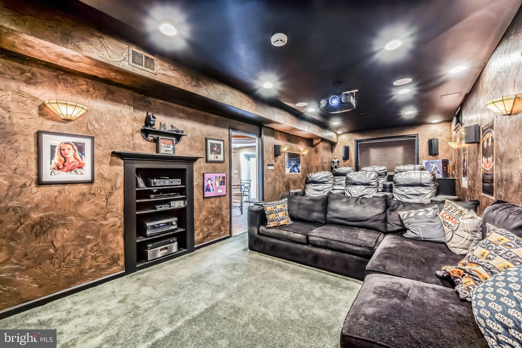 DOYLESTOWN CROSSIN - Residential