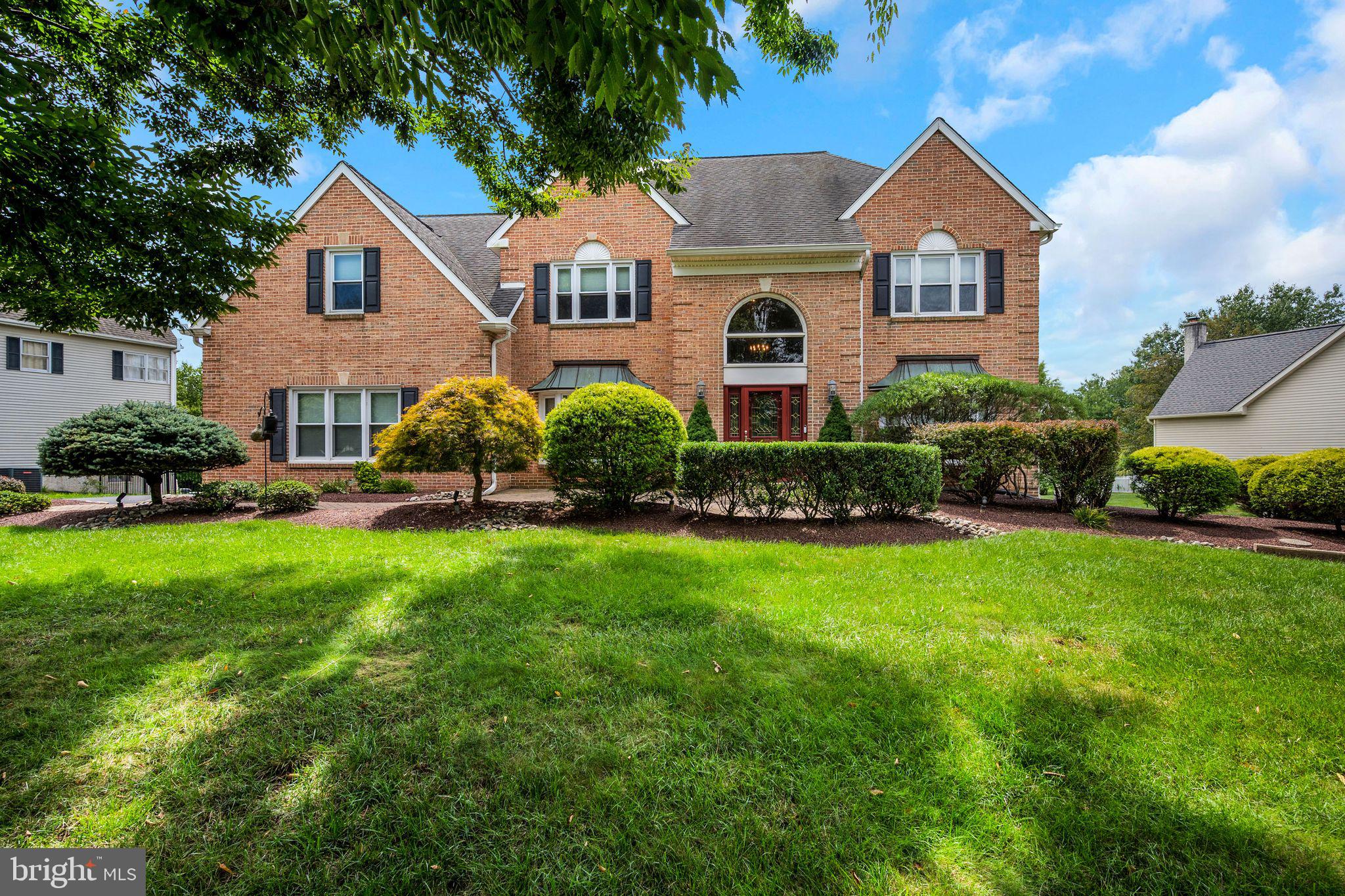DOYLESTOWN CROSSIN - Residential